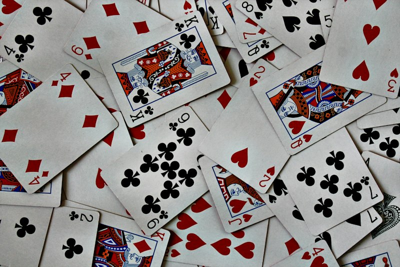 Asino Luck poker chips and cards